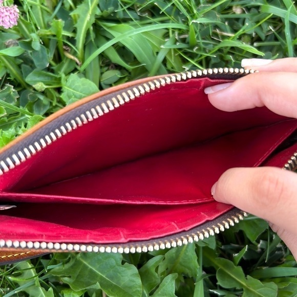 Dooney & Bourke zebra leather print wristlet - Picture 5 of 5